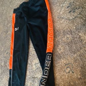 Under Armour sz 6 boys pants- NWOT